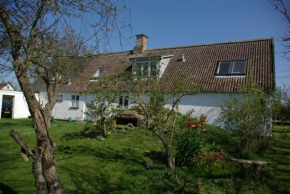 Moen Oekologisk Bed & Breakfast in Askeby